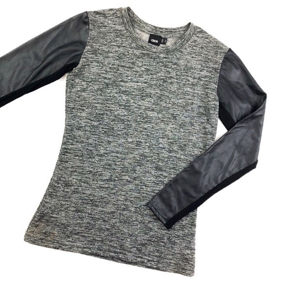 ASOS Tops - ASOS Faux Leather Sleeve Heather Gray Top A203